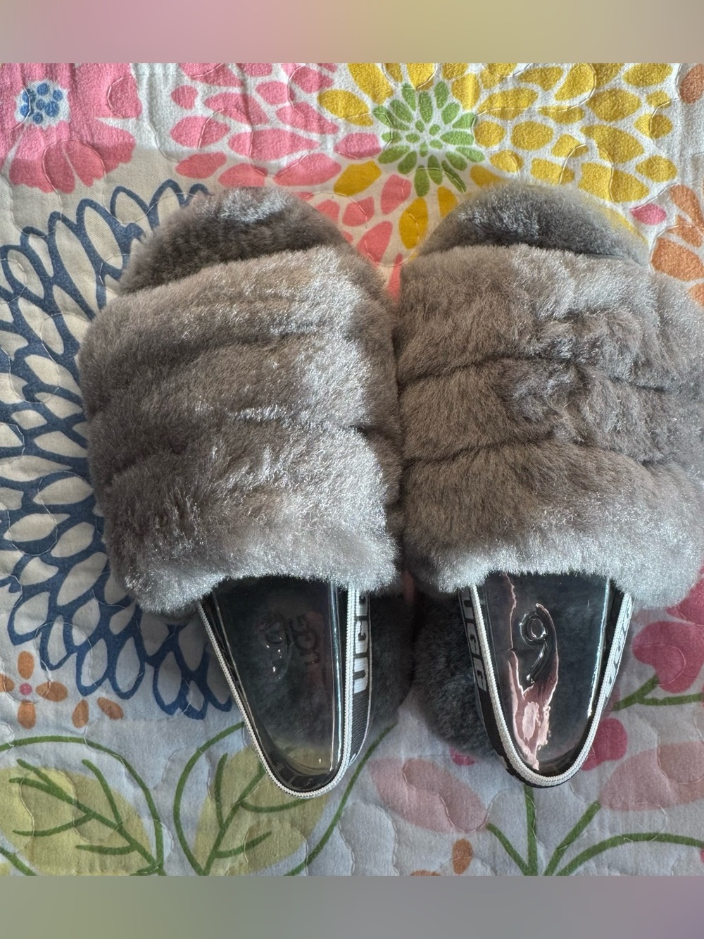 New girls size 9 fluff yeah slides slippers charcoal
